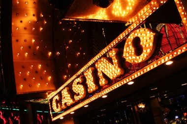 Multi-bet ticket preview with selections and payment methods